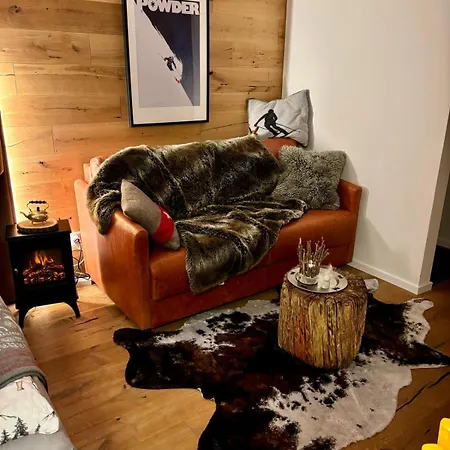 Apartament Chnorzli Mit Hallenbad