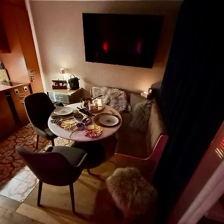 Apartamento Chnorzli Mit Hallenbad Klosters-Serneus