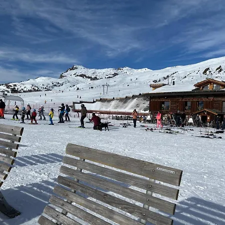 Chnorzli Mit Hallenbad Apartamento
