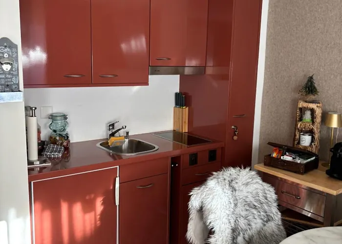 Chnorzli Mit Hallenbad *